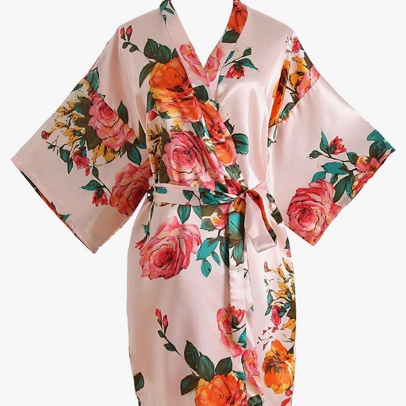 Floral Robes - Picture 1 of 3